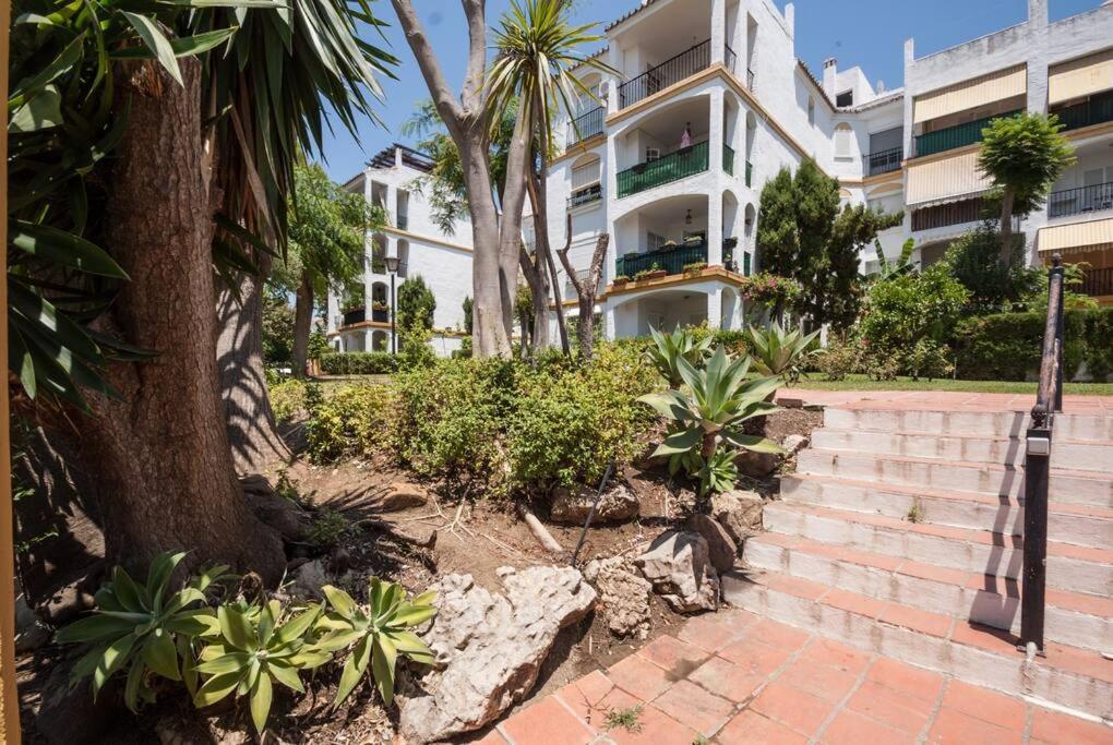 Apartamento Con Piscina Cerca Del Golf En Atalaya - Atalaya Del Golf 31 Эстепона Экстерьер фото
