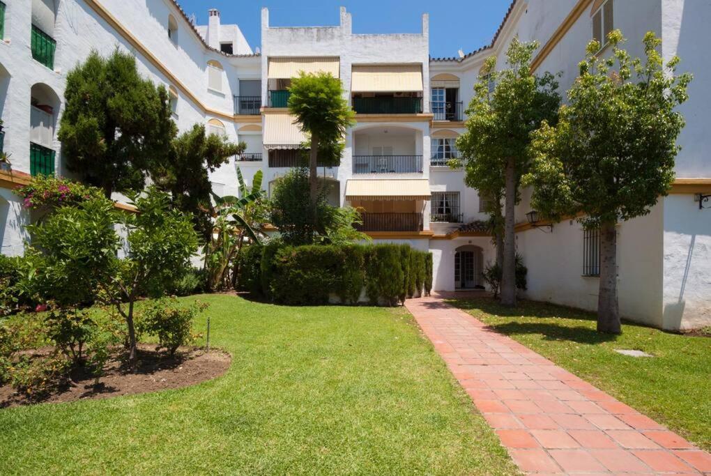 Apartamento Con Piscina Cerca Del Golf En Atalaya - Atalaya Del Golf 31 Эстепона Экстерьер фото